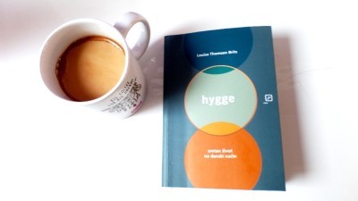 Sudeći po prvoj knjizi u 2017. ova će godina biti "HYGGE" godina, jer čitanje knjiga je - hygge