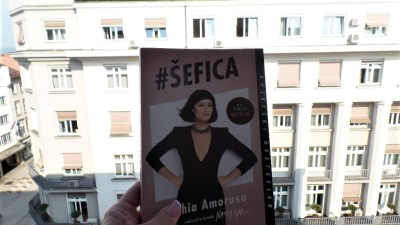 ŠEFICA – Sophia Amoruso – otkrijte što volite raditi i u čemu ste dobri, a zatim pokušajte smisliti kako da od toga živite!